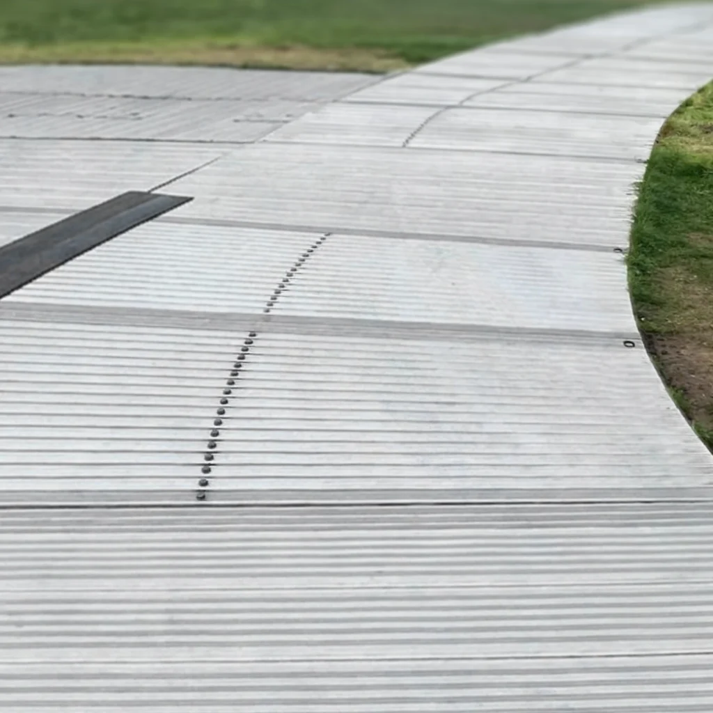 Trackway Aluminium Steerable Panels